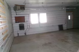 305 W Thomas St, Martinton, IL 60951 - Photo 10
