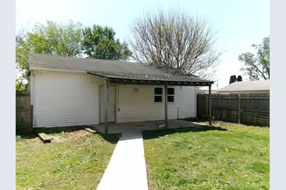 305 W Thomas Street, Martinton, IL 60951 - Photo 6