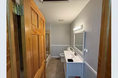 208 W Nippersink Road, Round Lake, IL 60073 - Photo 14