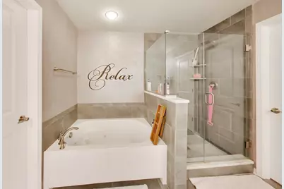 342 Camberley Lane, Lincolnshire, IL 60069 - Photo 24