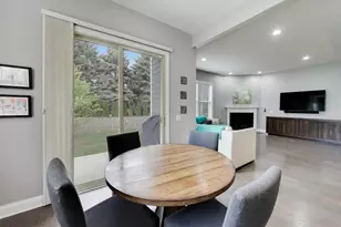 342 Camberley Ln, Lincolnshire, IL 60069 - Photo 16