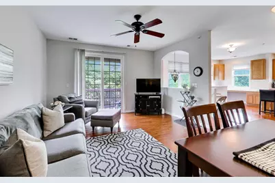 210 Rosehall Drive #250, Lake Zurich, IL 60047 - Photo 2