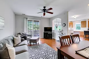 210 Rosehall Dr, Lake Zurich, IL 60047 - Photo 2