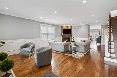 5450 N Natoma Avenue, Chicago, IL 60656 - Photo 2