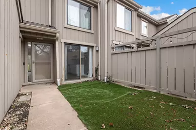 1331 Oak Hill Road, Lake Barrington, IL 60010 - Photo 1