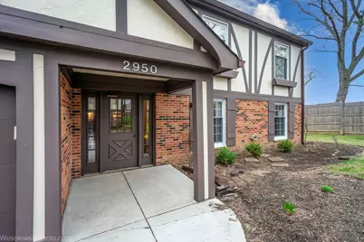 2950 Northampton Drive #B2, Rolling Meadows, IL 60008 - Photo 2