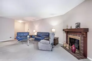 2950 Northampton Dr, Rolling Meadows, IL 60008 - Photo 4