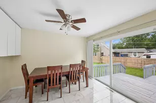 18120 W Big Oaks Rd, Grayslake, IL 60030 - Photo 12