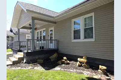 121 N Ludlow Street, Olney, IL 62450 - Photo 4
