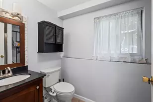 1035 E Plate Dr, Palatine, IL 60074 - Photo 12