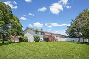1035 E Plate Dr, Palatine, IL 60074 - Photo 24