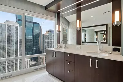340 E Randolph Street #2801, Chicago, IL 60601 - Photo 20