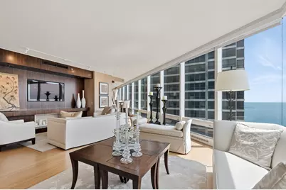340 E Randolph Street #2801, Chicago, IL 60601 - Photo 2