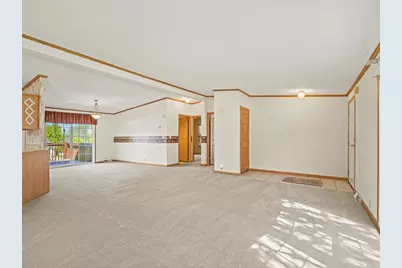 8438 Hickory Tree Drive, Machesney Park, IL 61115 - Photo 8