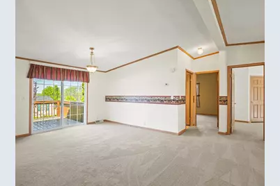 8438 Hickory Tree Drive, Machesney Park, IL 61115 - Photo 8