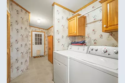 8438 Hickory Tree Drive, Machesney Park, IL 61115 - Photo 20