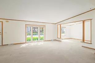 8438 Hickory Tree Dr, Machesney Park, IL 61115 - Photo 10