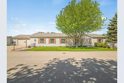 8438 Hickory Tree Drive, Machesney Park, IL 61115 - Photo 2