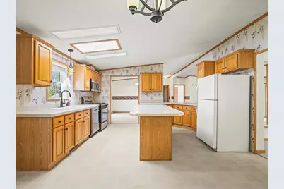 8438 Hickory Tree Drive, Machesney Park, IL 61115 - Photo 16