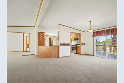 8438 Hickory Tree Drive, Machesney Park, IL 61115 - Photo 10