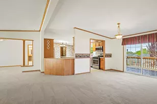 8438 Hickory Tree Dr, Machesney Park, IL 61115 - Photo 10