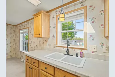8438 Hickory Tree Drive, Machesney Park, IL 61115 - Photo 18