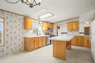 8438 Hickory Tree Dr, Machesney Park, IL 61115 - Photo 16