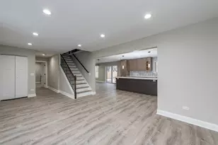 3017 16th Pl, North Chicago, IL 60064 - Photo 8