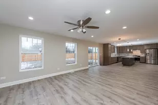 3017 16th Pl, North Chicago, IL 60064 - Photo 6