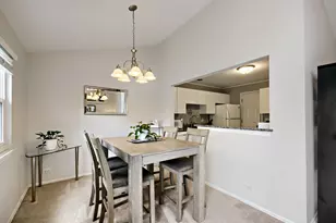 41 Ashburn Ct, Schaumburg, IL 60193 - Photo 6