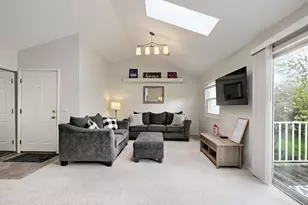 41 Ashburn Ct, Schaumburg, IL 60193 - Photo 4