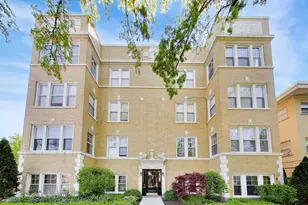 436 N Harvey Ave, Oak Park, IL 60302 - Photo 1