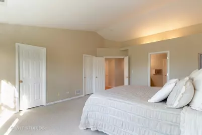 1227 Georgetown Way, Vernon Hills, IL 60061 - Photo 12