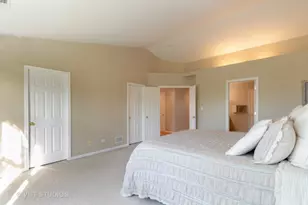 1227 Georgetown Way, Vernon Hills, IL 60061 - Photo 12