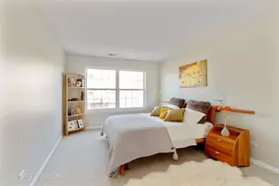 1227 Georgetown Way, Vernon Hills, IL 60061 - Photo 8