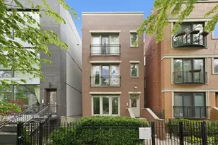 2416 W Thomas St, Chicago, IL 60622 - Photo 1