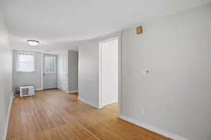 612 Oak St, Woodstock, IL 60098 - Photo 22