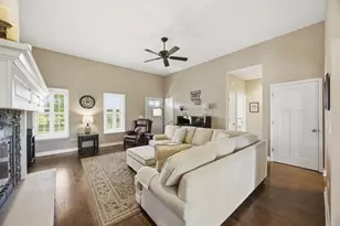 20809 Bunker Hill Rd, Marengo, IL 60152 - Photo 8
