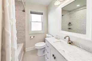 223 E Adams St, Elmhurst, IL 60126 - Photo 14
