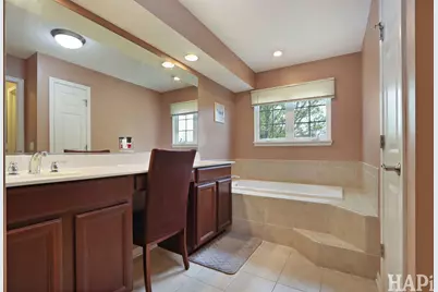 703 Owl Creek Lane, Gurnee, IL 60031 - Photo 12