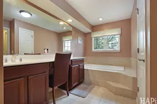 703 Owl Creek Ln, Gurnee, IL 60031 - Photo 12