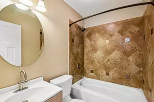 424 Elgin Ave, Forest Park, IL 60130 - Photo 14