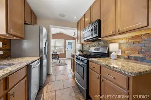127 W Madison St, Villa Park, IL 60181 - Photo 10
