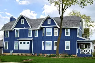 205 W Cook Ave, Libertyville, IL 60048 - Photo 2