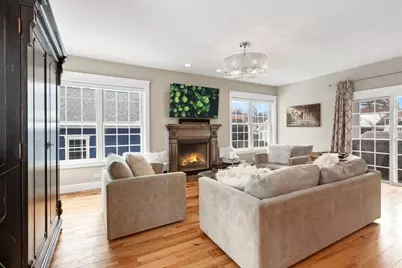205 W Cook Avenue, Libertyville, IL 60048 - Photo 20
