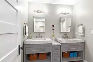 205 W Cook Ave, Libertyville, IL 60048 - Photo 38