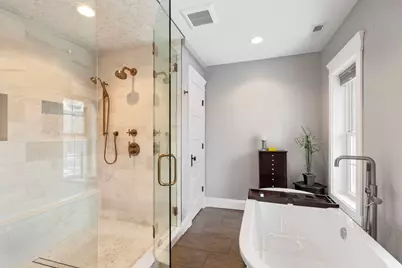 205 W Cook Avenue, Libertyville, IL 60048 - Photo 32