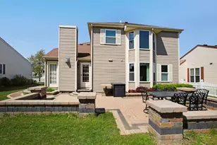 17 Buchanan Ln, Streamwood, IL 60107 - Photo 18