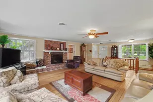 401 Turkey Farm Rd, Mahomet, IL 61853 - Photo 6