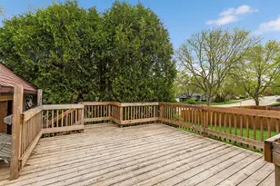 6 Cambridge Ct, Cary, IL 60013 - Photo 12